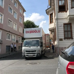 Ekşioğlu Evden Eve Nakliyat Araçlarımız ve Referanslarımız